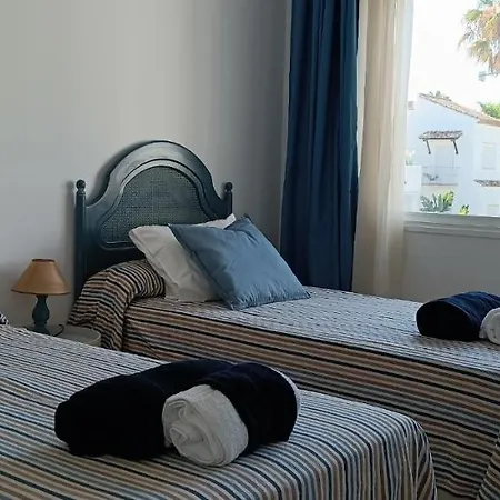 Espectacular Primera Linea De Playa - Golf Apartament